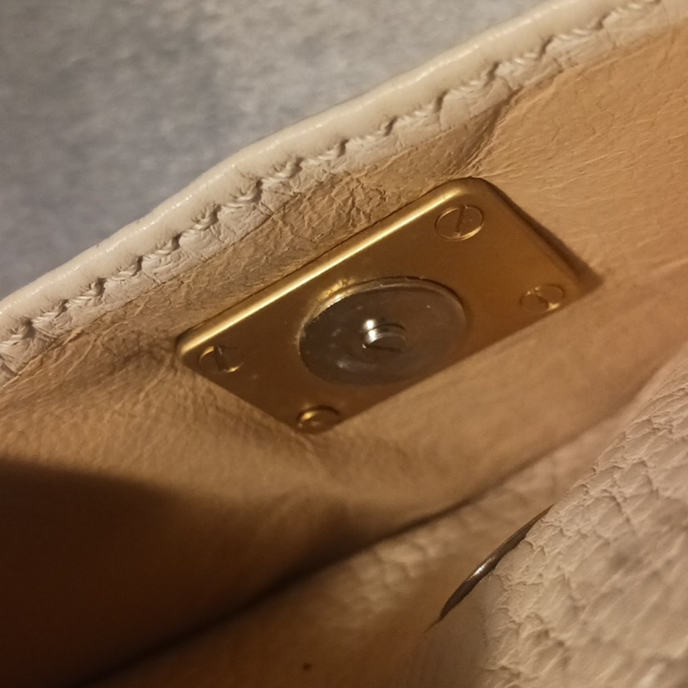 Chloé Paddington Wallet - Picture 5 of 17